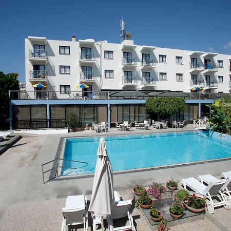 阿内密套房公寓式酒店 4* Paphos