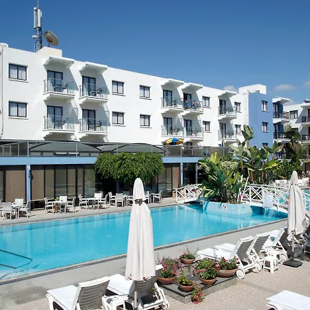 阿内密套房公寓式酒店 4* Paphos