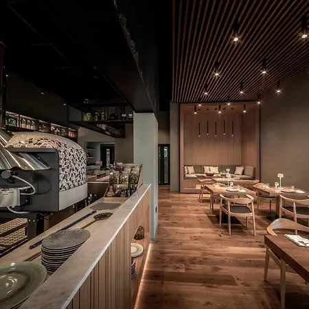 阿内密套房公寓式酒店 酒店